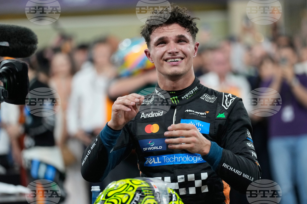 Abu Dhabi F1 GP Auto Racing