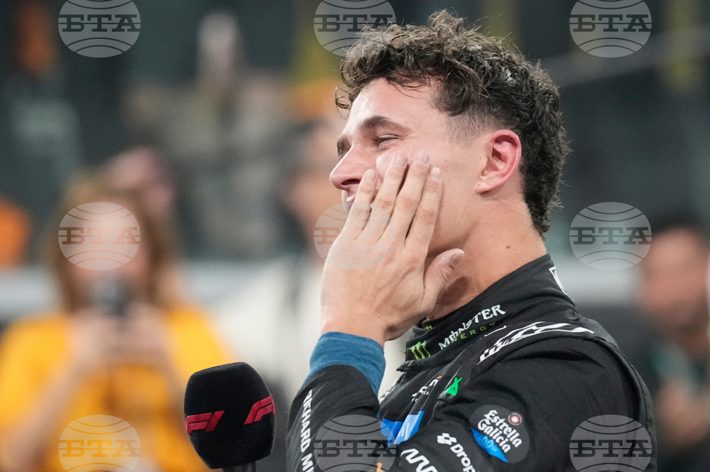 Abu Dhabi F1 GP Auto Racing