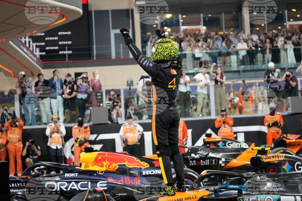 Abu Dhabi F1 GP Auto Racing