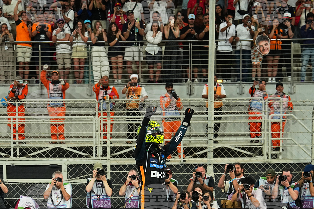 Abu Dhabi F1 GP Auto Racing