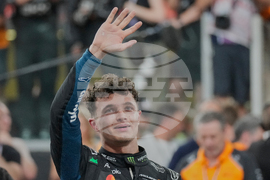 Abu Dhabi F1 GP Auto Racing