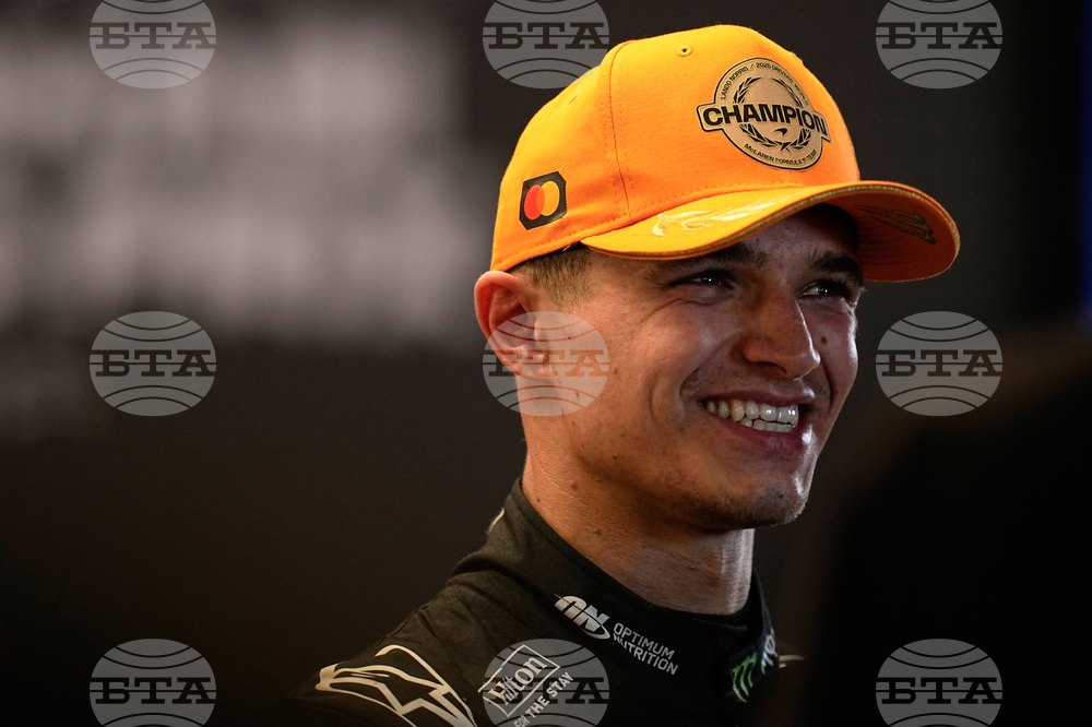 Abu Dhabi F1 GP Auto Racing