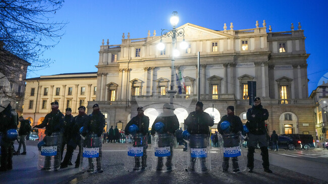 „Лейди Макбет от Мценска околия“ от Шостакович откри сезона в „Ла Скала“ с дванадесетминутни овации и украински флашмоб