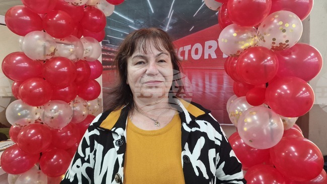 Професионалната гимназия "Мария Кюри“ в Разград е място, което подготвя младите хора за живота и им дава шанс да успеят, казва директорът й