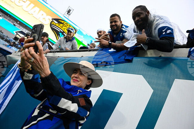 Colts Jaguars Football