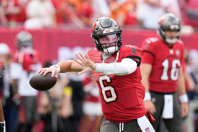 Saints Buccaneers Football