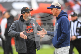 Titans Browns Football