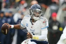 Titans Browns Football