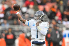 Titans Browns Football