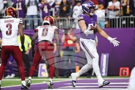 Commanders Vikings Football