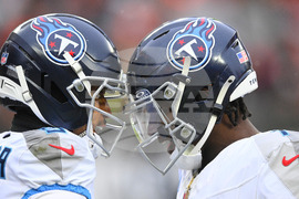 Titans Browns Football