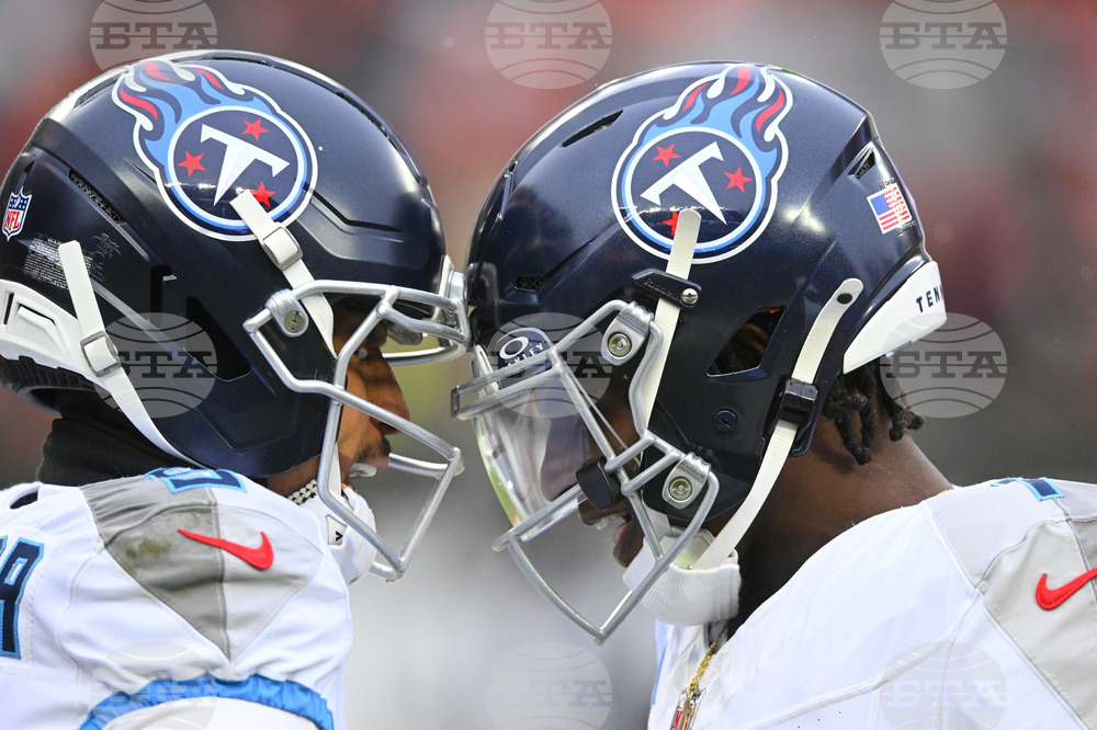 Titans Browns Football