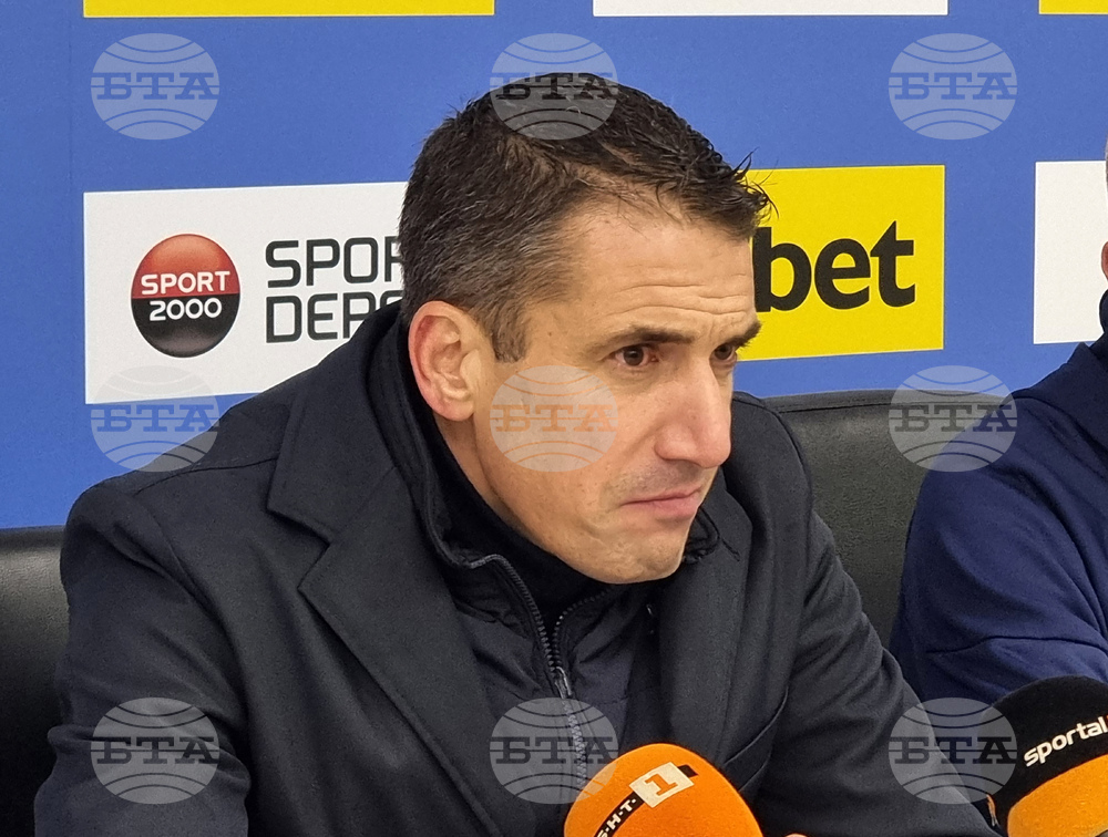 "Изключително съм доволен от това, което показаха моите футболисти", каза треньорът на Левски Хулио Веласкес