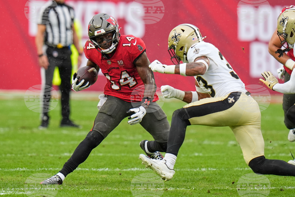 Saints Buccaneers Football