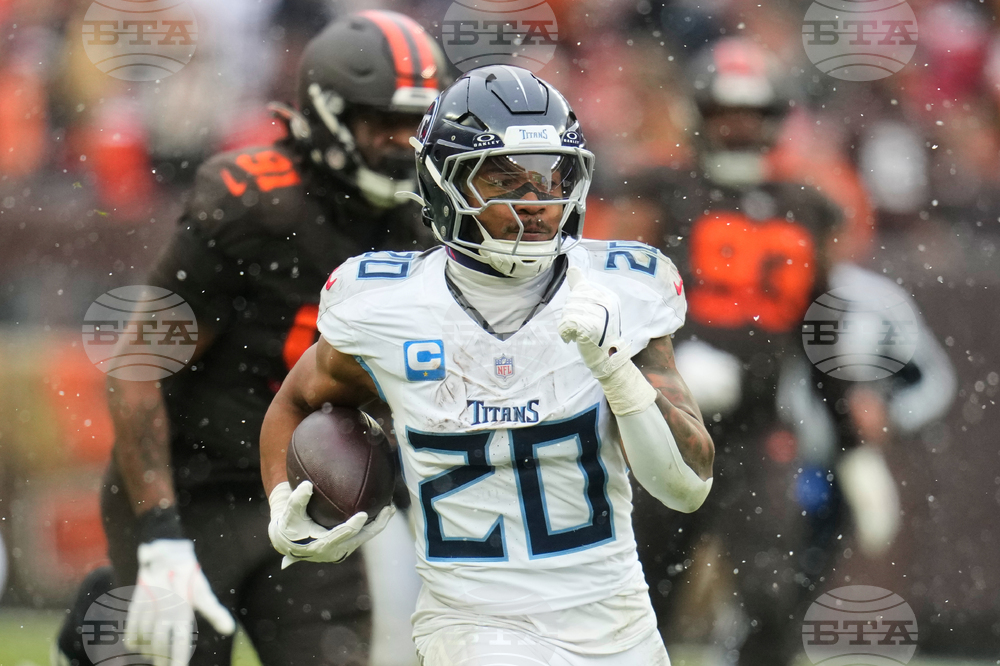 APTOPIX Titans Browns Football