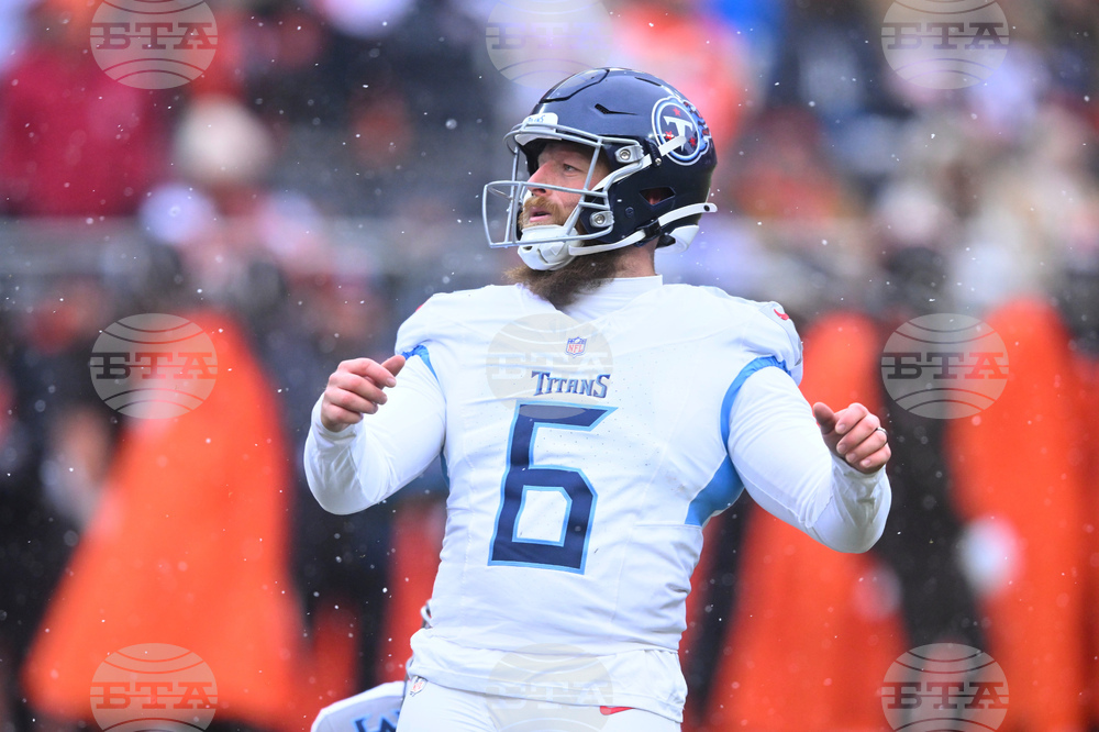 Titans Browns Football