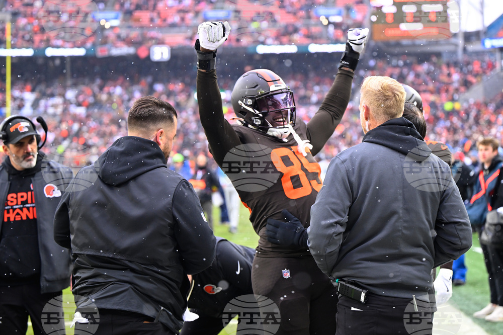 Titans Browns Football