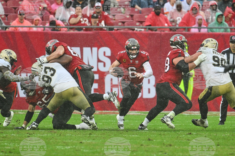 Saints Buccaneers Football