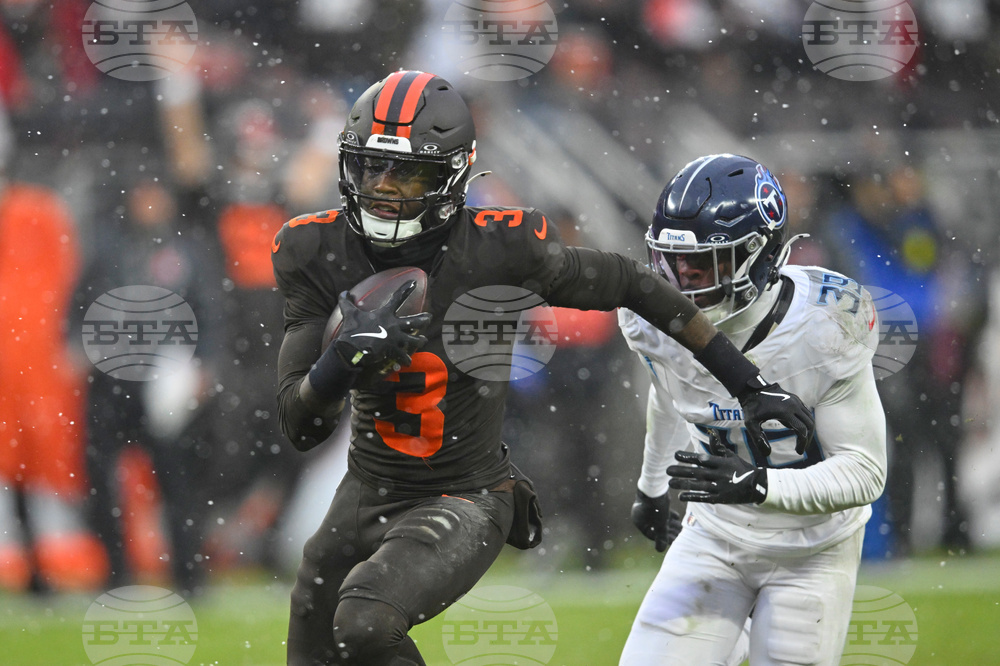 APTOPIX Titans Browns Football