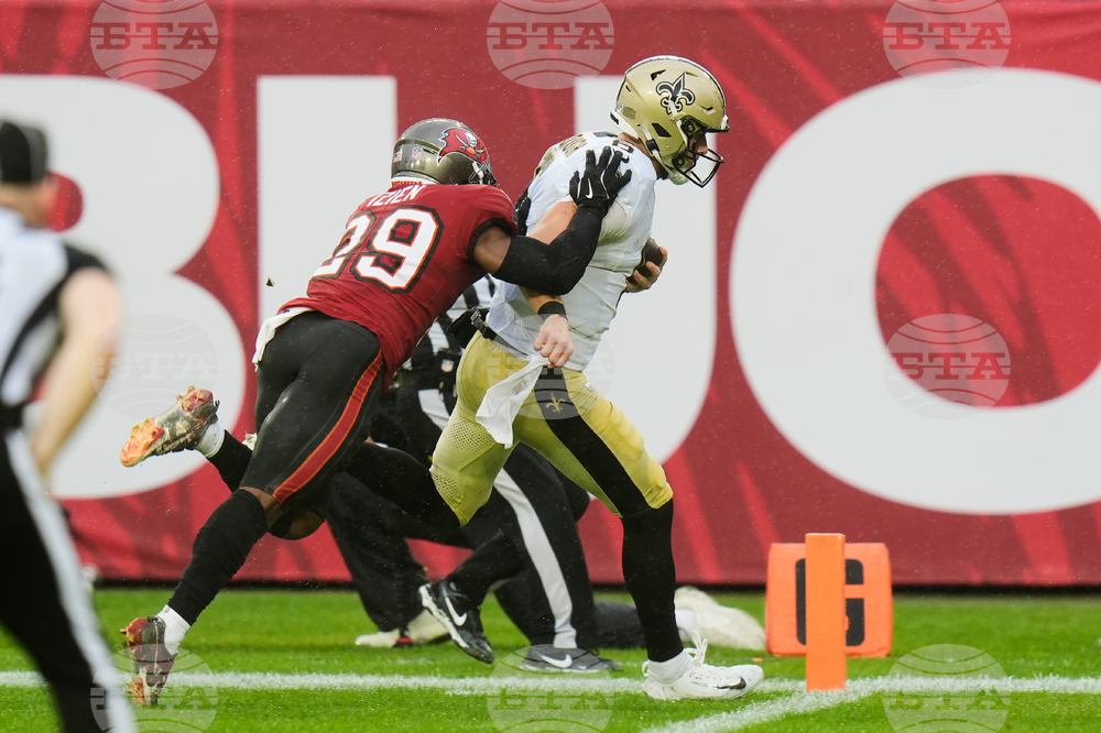 Saints Buccaneers Football