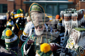 Bears Packers Football