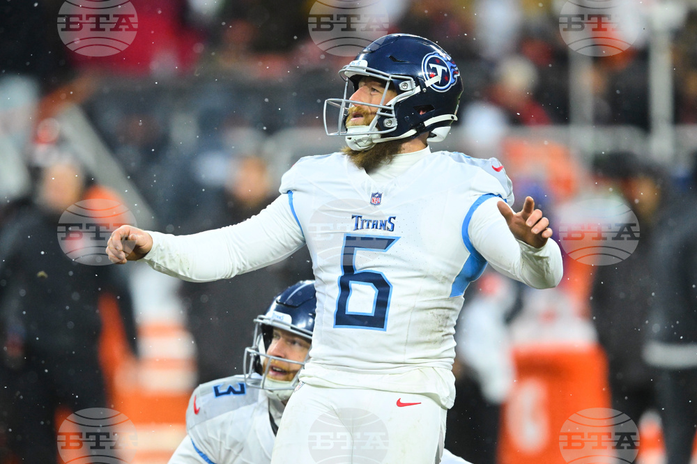 Titans Browns Football