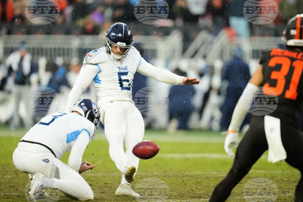 Titans Browns Football