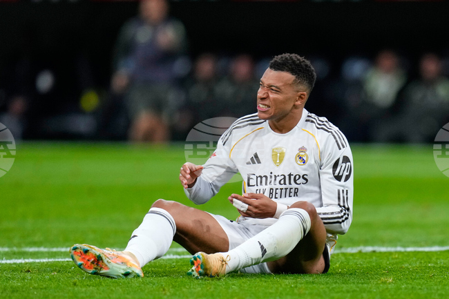 Голмайсторът на Реал Мадрид Килиан Мбапе не тренира с тима днес заради счупен пръст