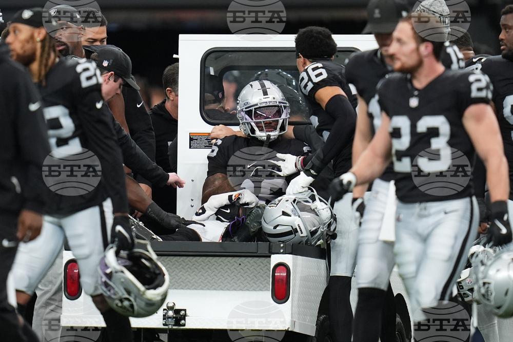 Broncos Raiders Football