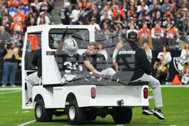 Broncos Raiders Football