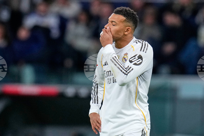 Мбапе си счупи пръста на ръката, но ще играе срещу Манчестър Сити в Шампионската лига