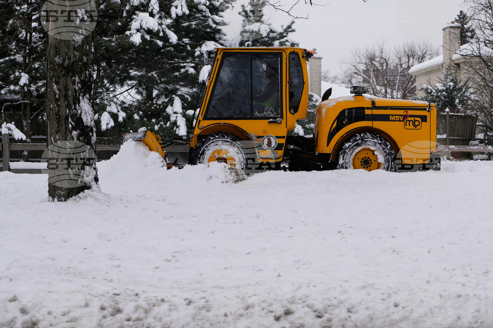 US Extreme Winter Weather Illinois
