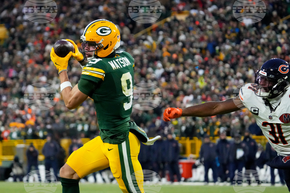 Bears Packers Football