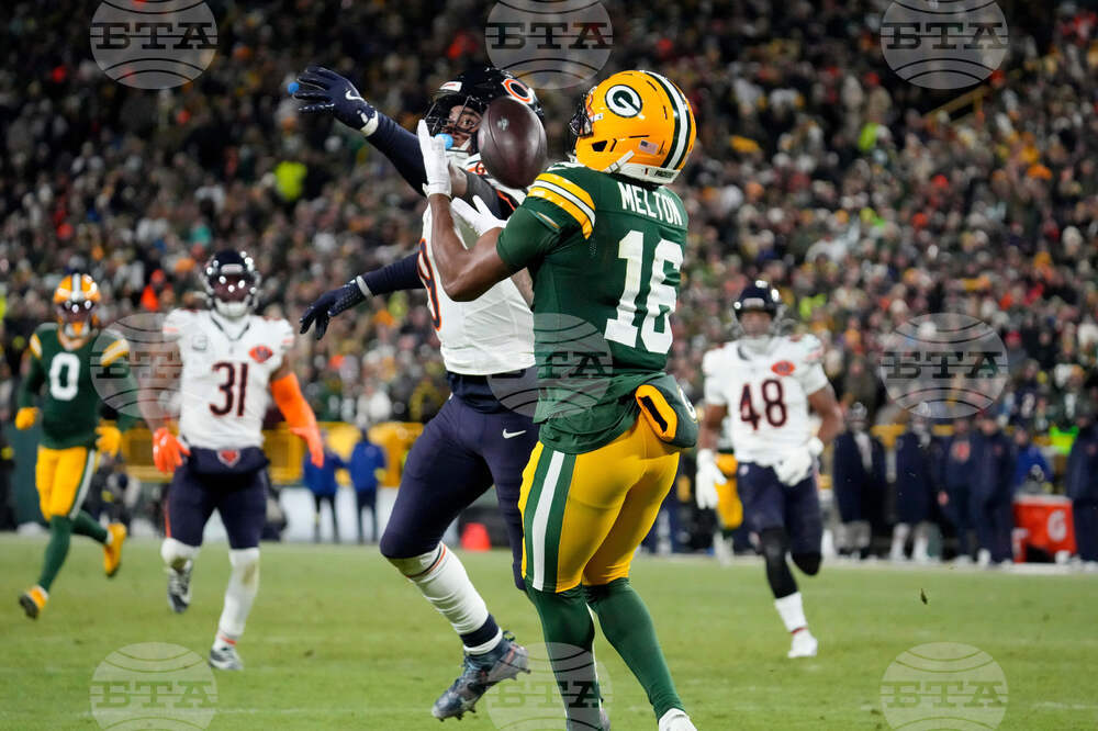 Bears Packers Football