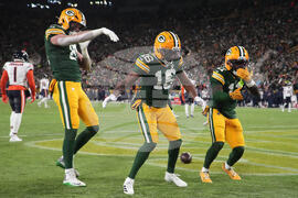 Bears Packers Football