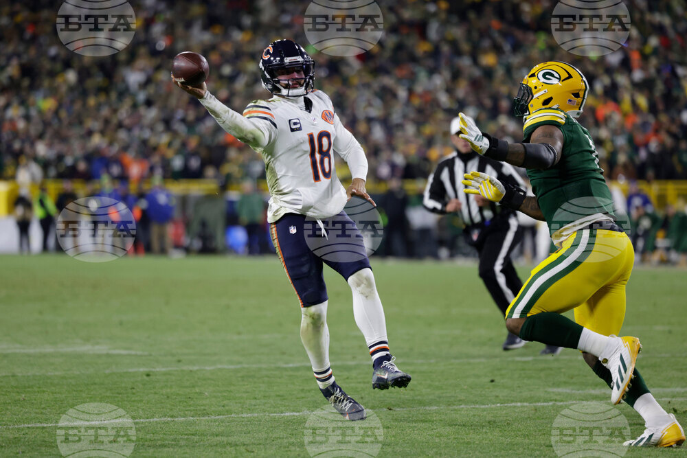 Bears Packers Football