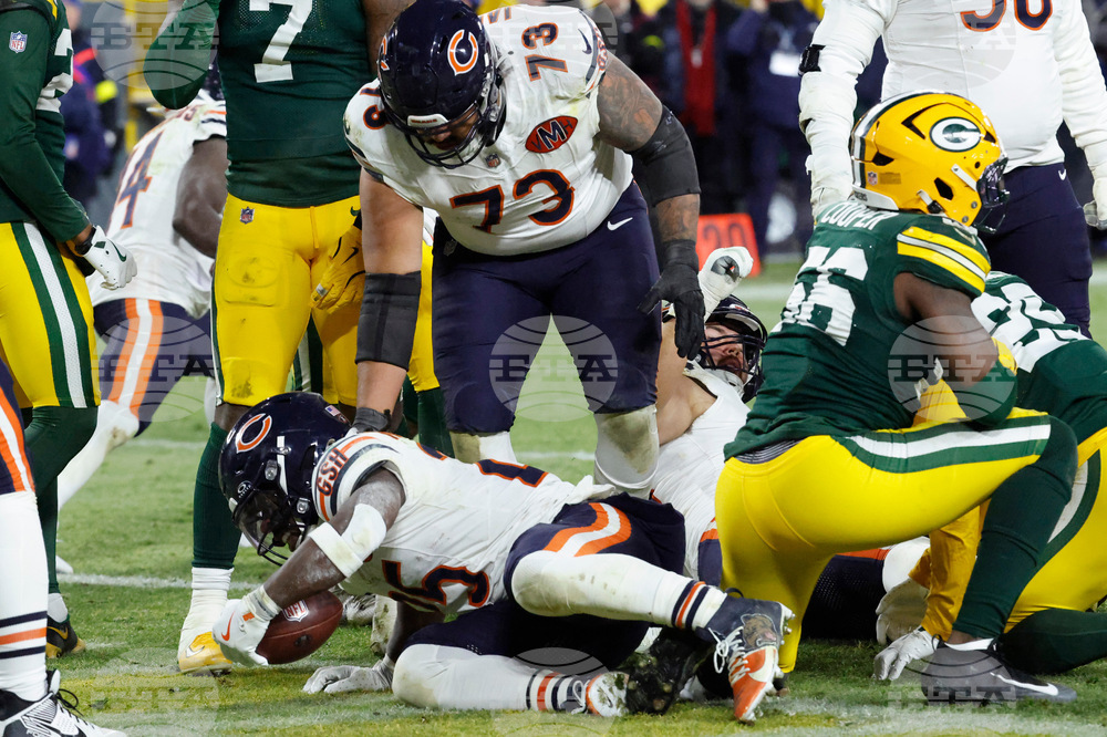 Bears Packers Football