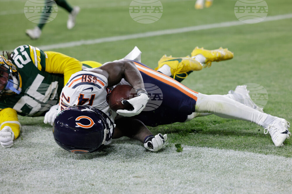 Bears Packers Football