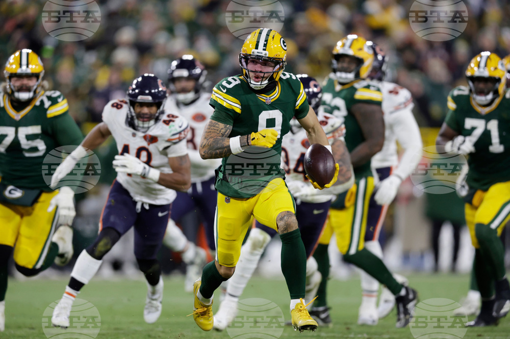 Bears Packers Football