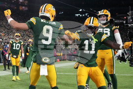 Bears Packers Football