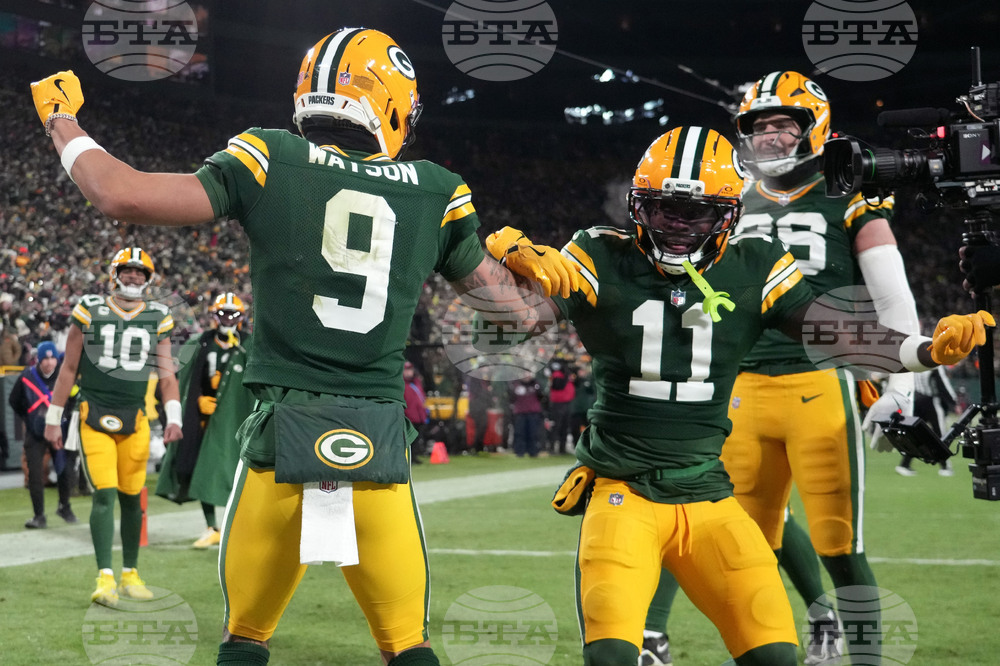 Bears Packers Football