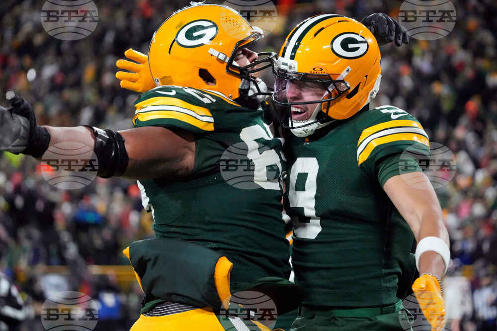 Bears Packers Football