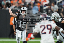 Broncos Raiders Football