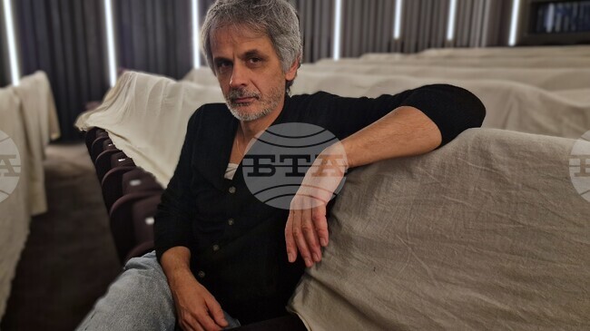 Стоян Радев за антиутопията „Сън в зимна нощ“: Да отворим очи за собствените си заблуди