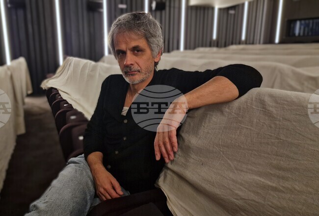 Стоян Радев за антиутопията „Сън в зимна нощ“: Да отворим очи за собствените си заблуди