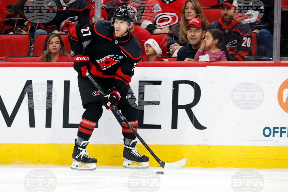 Sharks Hurricanes Hockey