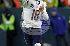 Bears Packers Football