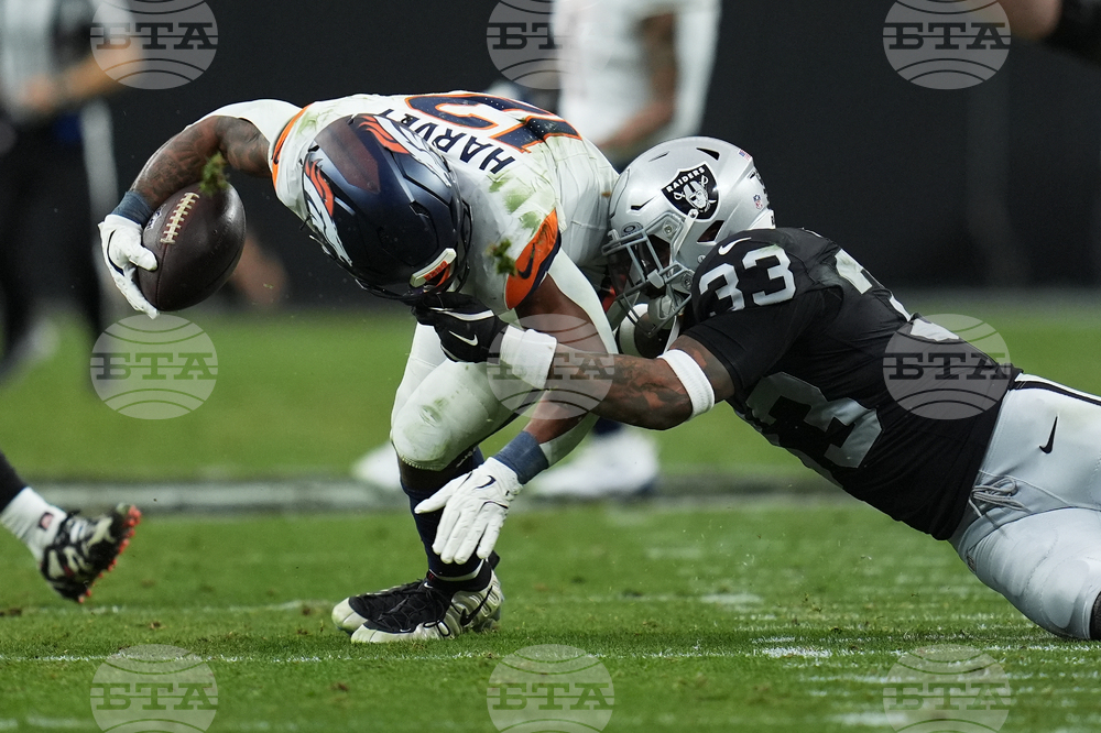 APTOPIX Broncos Raiders Football