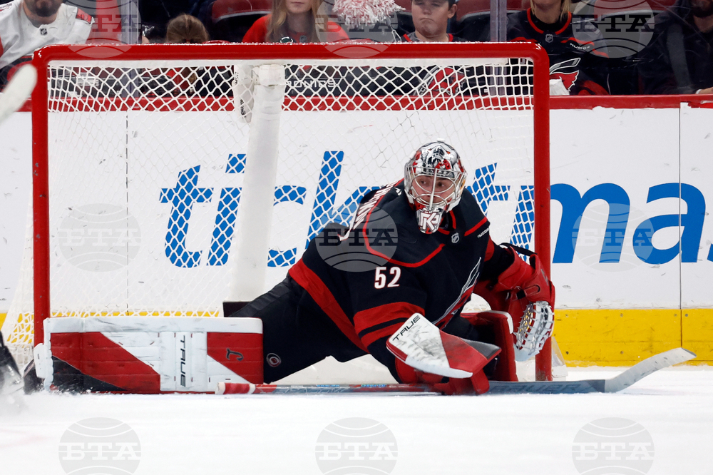 Sharks Hurricanes Hockey