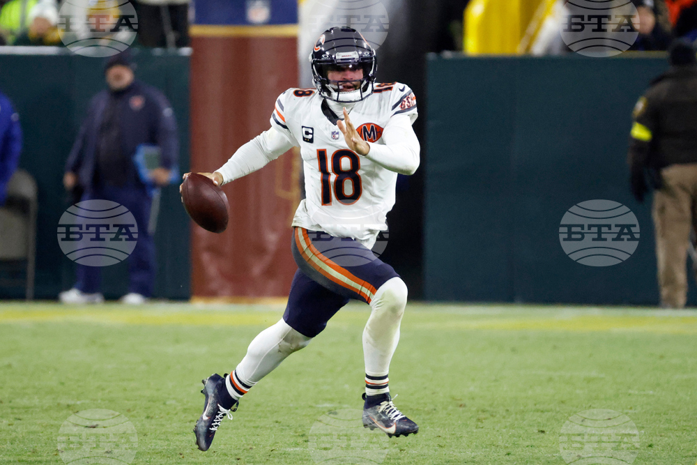 Bears Packers Football